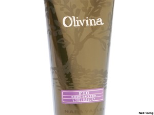 olivina-body-butter-houpette-aimee-olexy-talukas