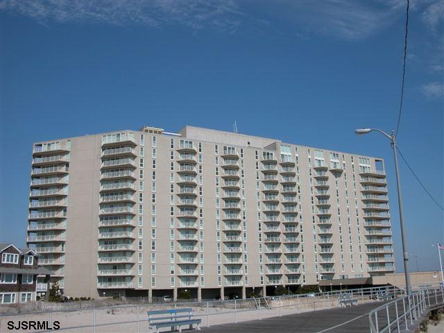 Endless ocean views from this Ocean City NJ condo for sale.