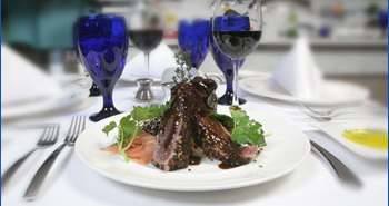 onasis_dinner.jpg