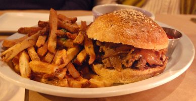 Ugly American - Beef on Wick (Photo by Philadining.com)