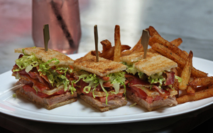 Ritzy BLT at 10 Arts Ritzy BLT at 10 Arts