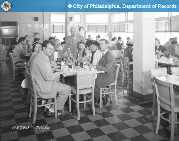 eating_airport