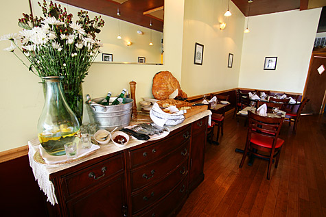 Modo Mio - Photo by Ryan Charles