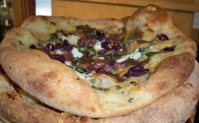 metropolitanbakerypizza2 metropolitanbakerypizza2