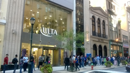 philadelphia-apple-iphone-line-04