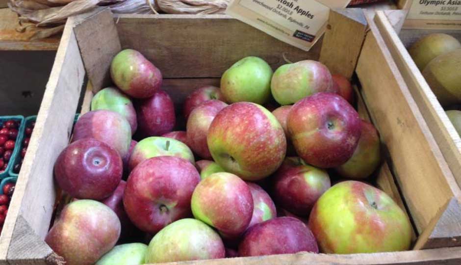 apples-fair-food-farm-stand