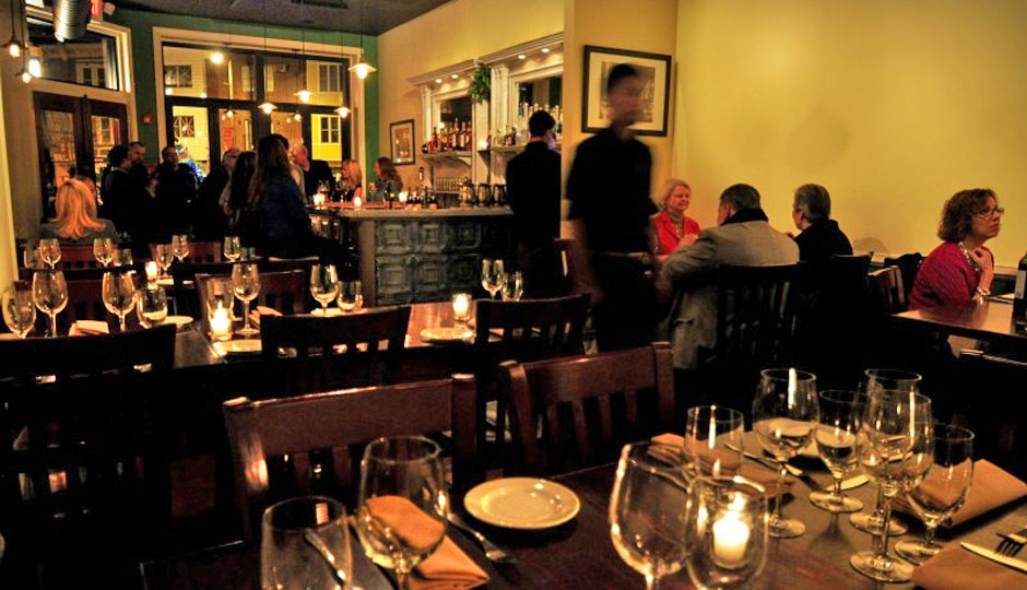 Opening night at Fond's current location.