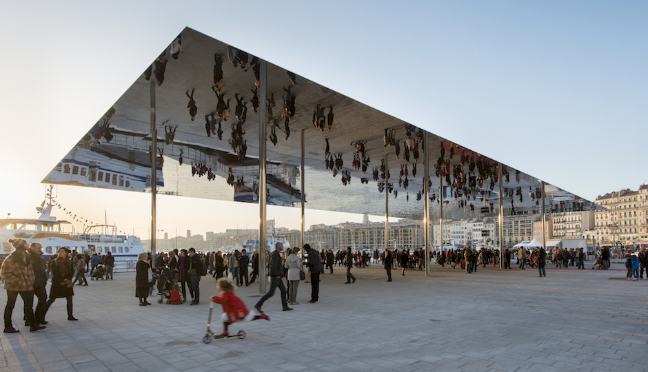 norman foster marseille pavillion