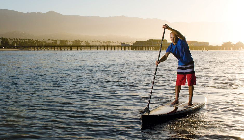 Travel_08-stand-up-paddleboarding-pacific