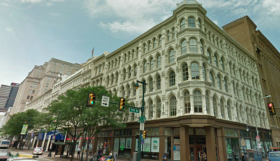 Market Street side of Mellon Independence Center. Photo credit: Google Street View