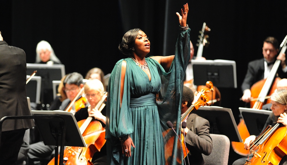 Michelle Johnson singing "Oberto."