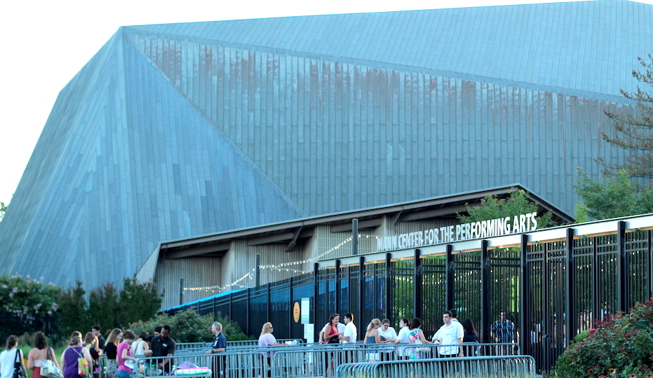 Entrance to the Mann before the concert.