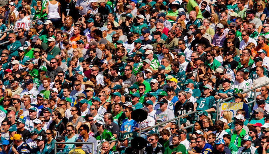 Eagles-fans-in-stands-940x540-jeff-fusco