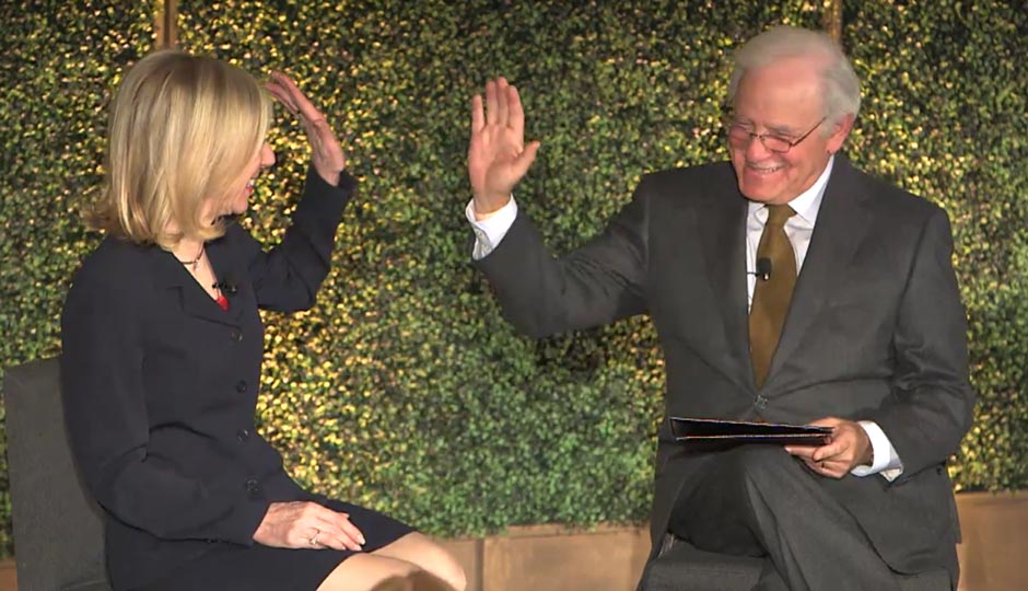 thinkfest-2014-amy-gutmann-jim-gardner-hi-five-940x540