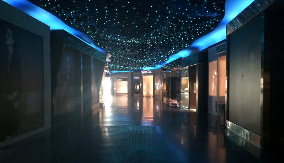 An empty Pier Shops at Caesars (Photo: Dan McQuade)
