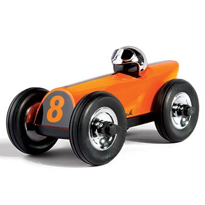 MO-delivery-toy-dom-savini-400x400