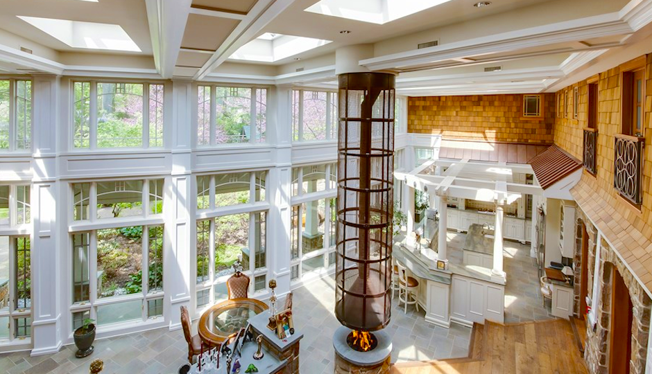 Images via Sotheby’s International Realty