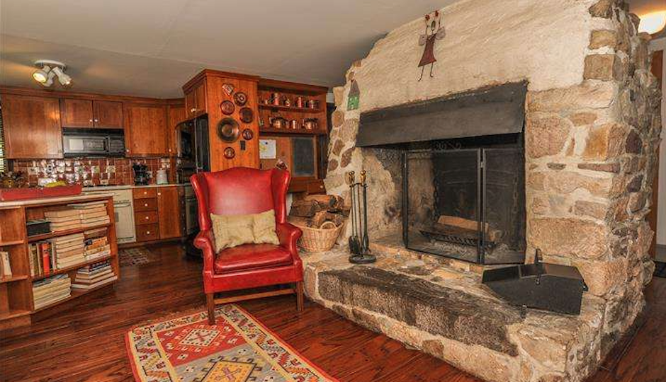 Now that's a fireplace. | Images by TREND via