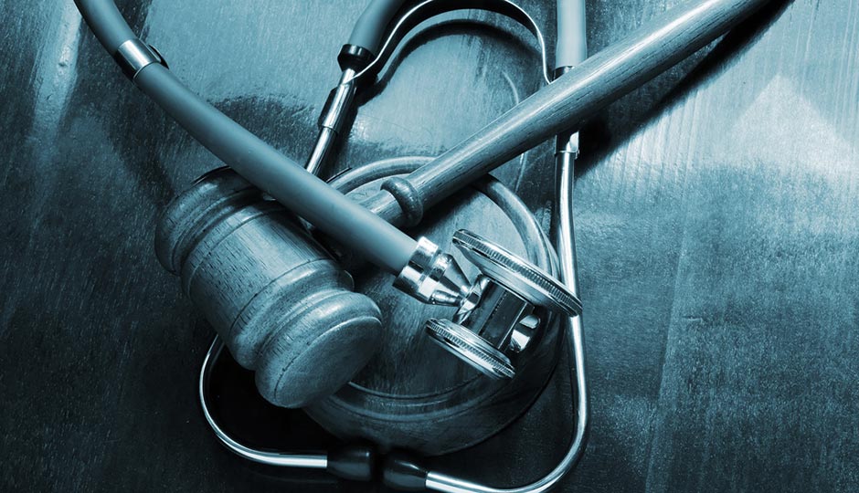 shutterstock_malpractice-suit-940x540
