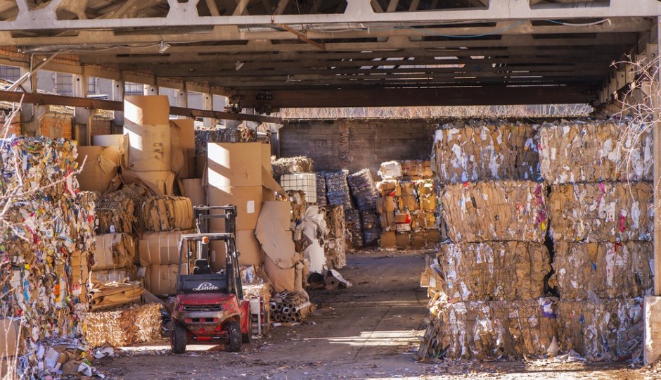 recycling sorting facility
