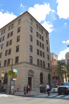 1529 Walnut