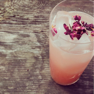 Photo via Instagram | @teaspoonsandpetals