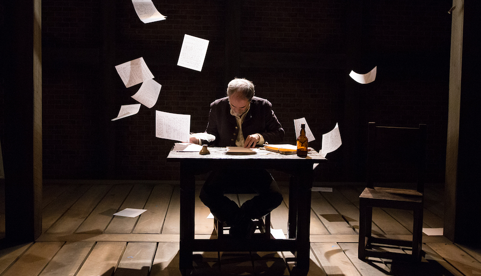 Eric Hissom as Shag | Photo by Mark Garvin.