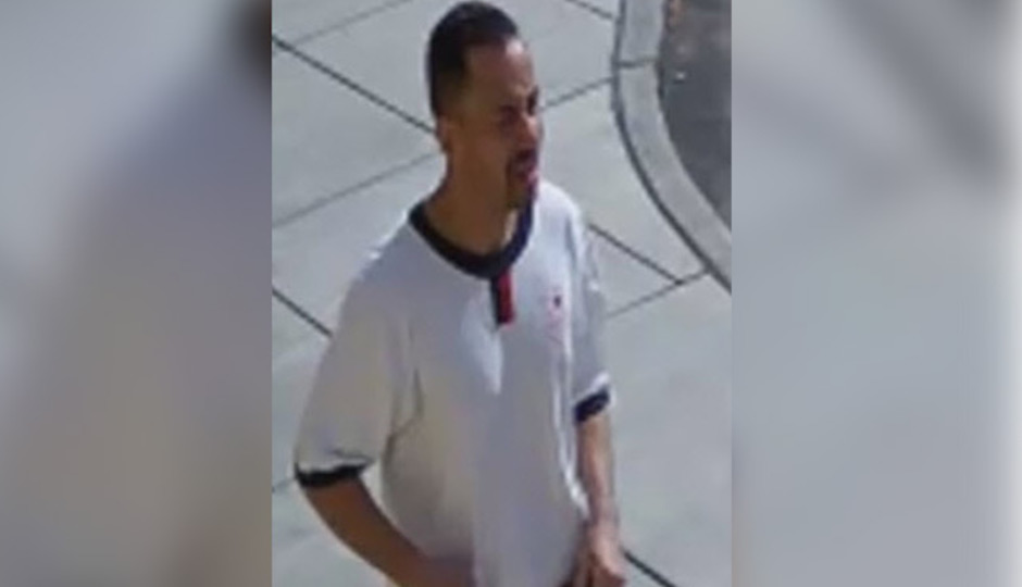 Suspect in South Philly bike theft.