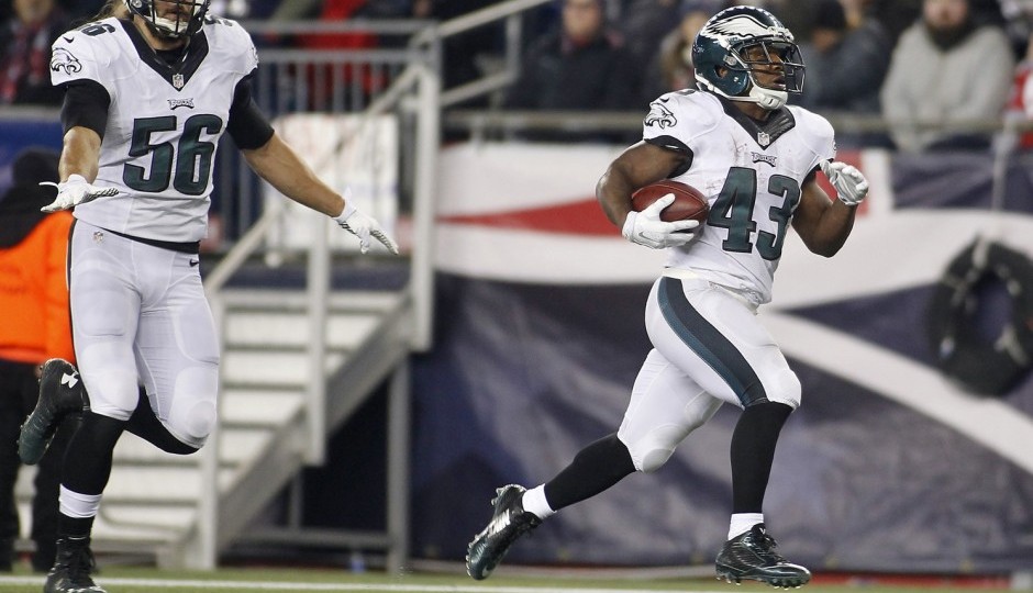Bryan Braman and Darren Sproles. (USA Today Sports)