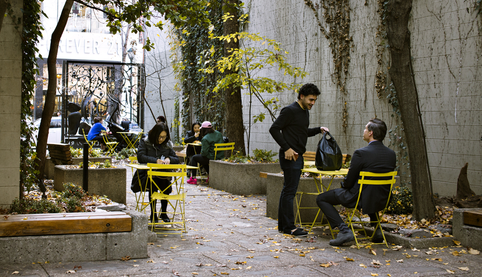 Take a real lunch break at John F. Collins Park | Photo by Jauhien Sasnou