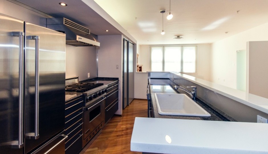 The kitchen of the condominium on sale at 1213-15 Locust St Unit #C, Philadelphia, PA 19107.