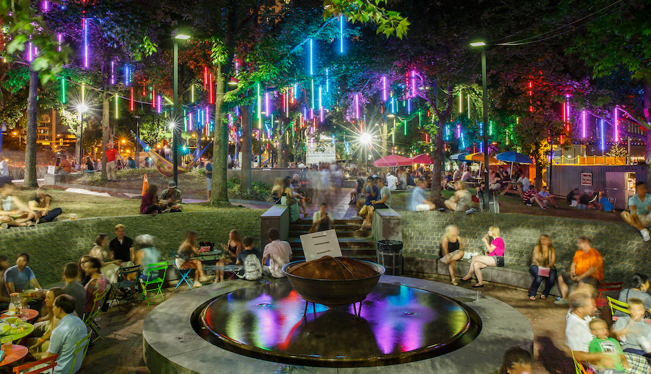 Spruce Street Harbor Park