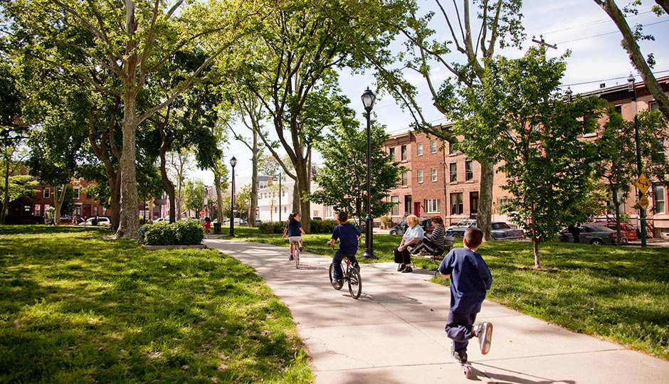 Dickinson Square Park | M. Fischetti for Visit Philadelphia
