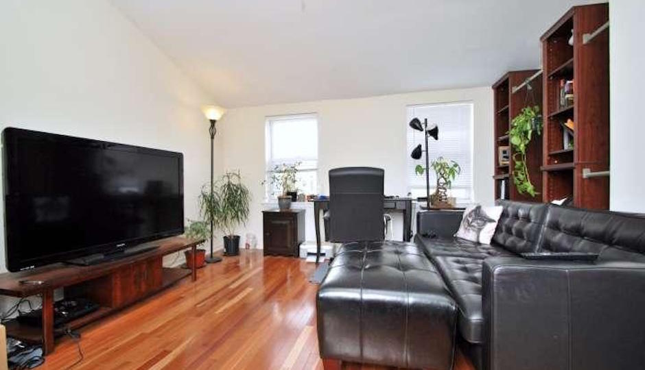 1231 S. 3rd St., Philadelphia, Pa. 19147 | TREND Images via Keller Williams Realty Tri-County