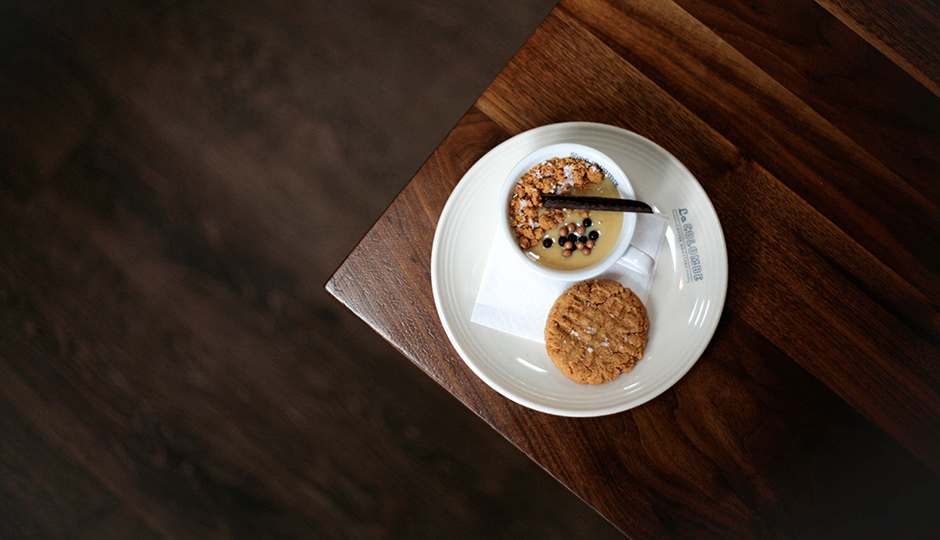 Chocolate Cremeux with Dulce de Leche and a Peanutbutter cookie