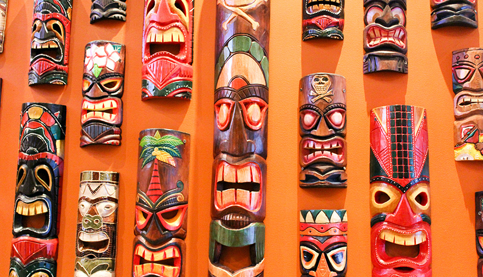 tiki-wall-940