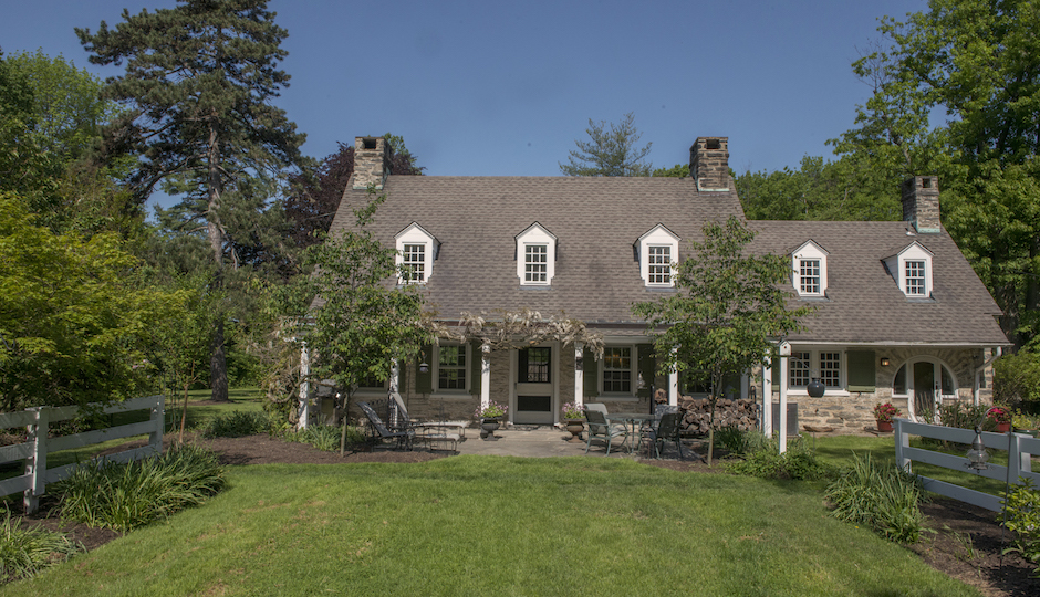 Wetherill Cottage, 1681 E. Willow Grove Ave., Laverock, Pa. 19038 | Images via Scott Laughlin, BHHS Fox & Roach