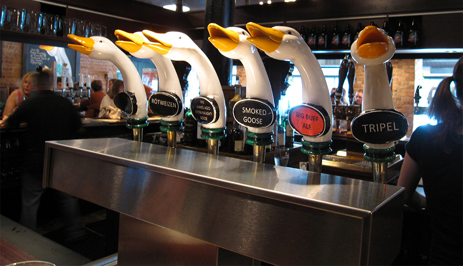 Goose Island Brewpub | Photo by Bernt Rostad - Flickr
