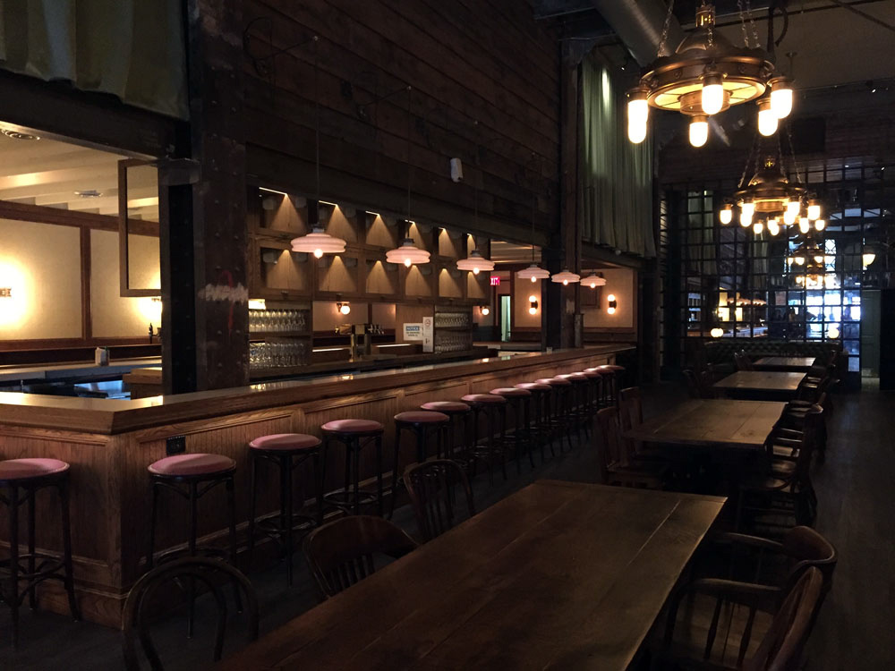 The upstairs bar at Harp & Crown | Photos by Arthur Etchells