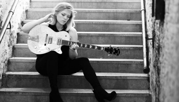 See Liz Longley at Tin Angel on Wednesday. Photo by Bob Longley