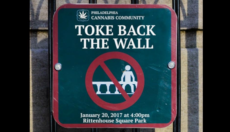 toke-back-wall-940x540