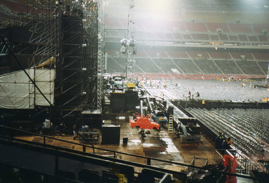 U2 ZooTV Tour at Veterans Stadium