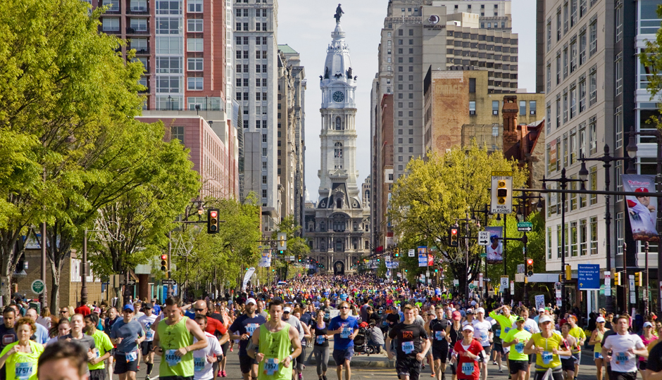 Broad Street Run | Photo by M. Edlow for VISIT PHILADELPHIA