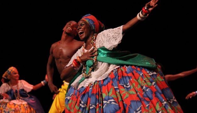 Balé Folclórico da Bahia performs at the Merriam Theater on Friday. Photo by Vinicius Lima