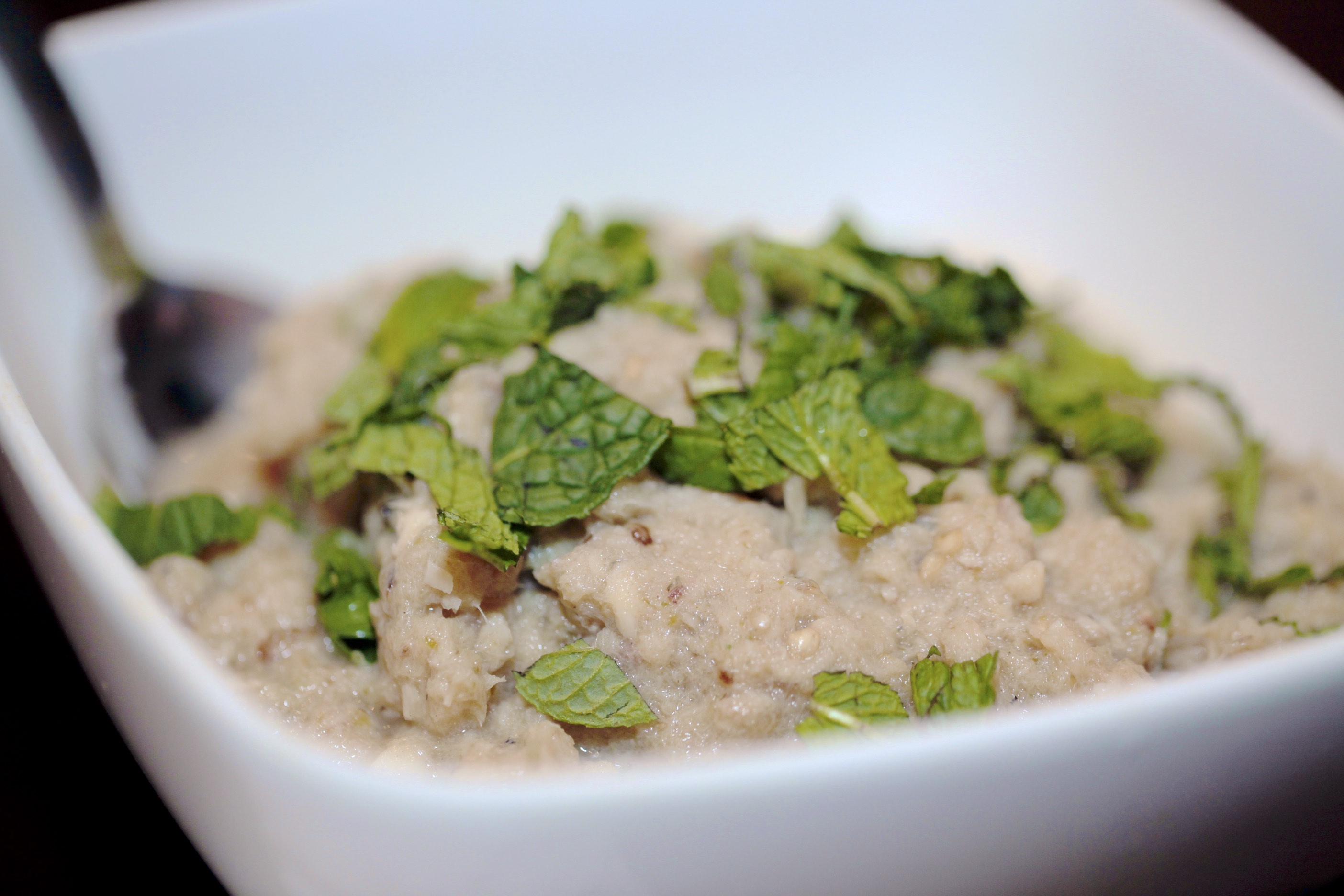 Boahn pa: Tilapia puree with herbs