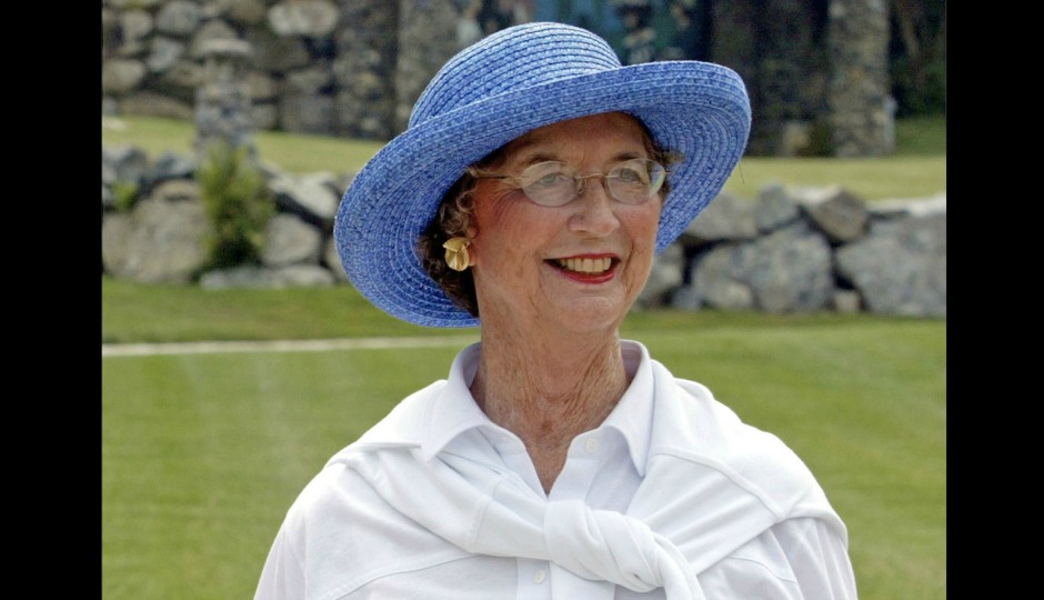 FILE – In this July 22nd, 2004, file photo, Dorrance Hill Hamilton, granddaughter of the Campbell Soup Co. founder and a trustee of the SVF Foundation, listens during a tour of the foundation's 35-acre farm in Newport, R.I. Hamilton, a philanthropist who gave away millions of dollars to Philadelphia educational and cultural institutions, died Tuesday, April 18, 2017, at her home in Boca Grande, Fla., at the age of 88, according to Hamilton Family Foundation Executive Director Nancy Brent Wingo. (AP Photo/Joe Giblin, File)