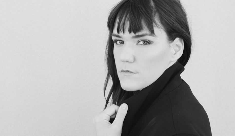 Emily Wells plays Boot & Saddle on Saturday. (terrorbird.com)