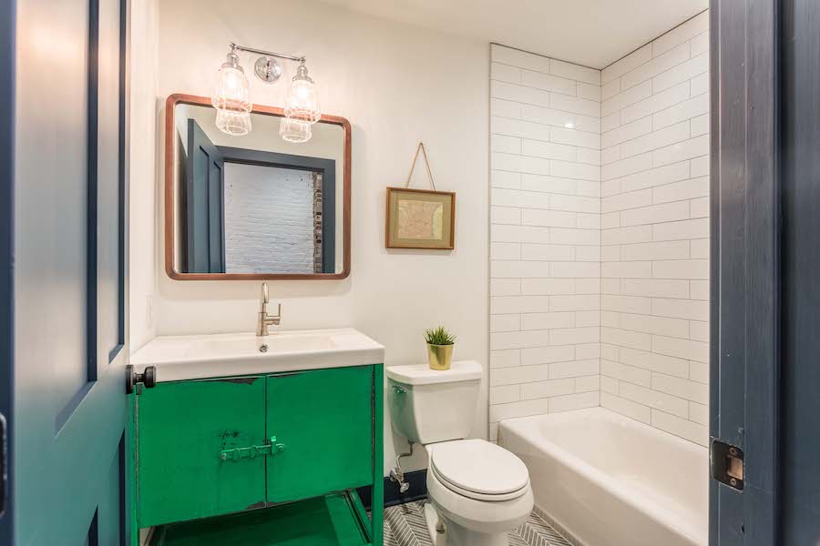 house for sale east kensington carriage house bathroom