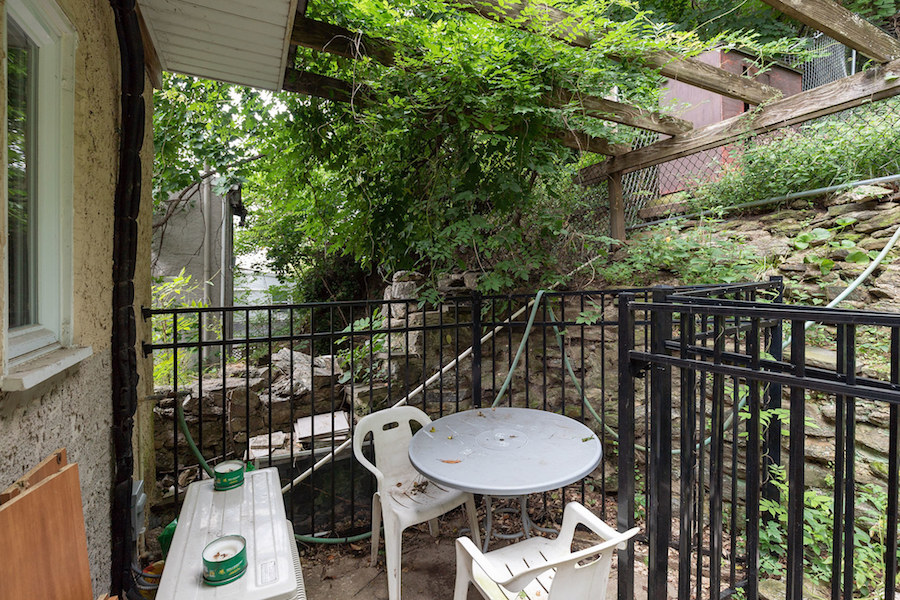 house for sale manayunk narrow trinity patio