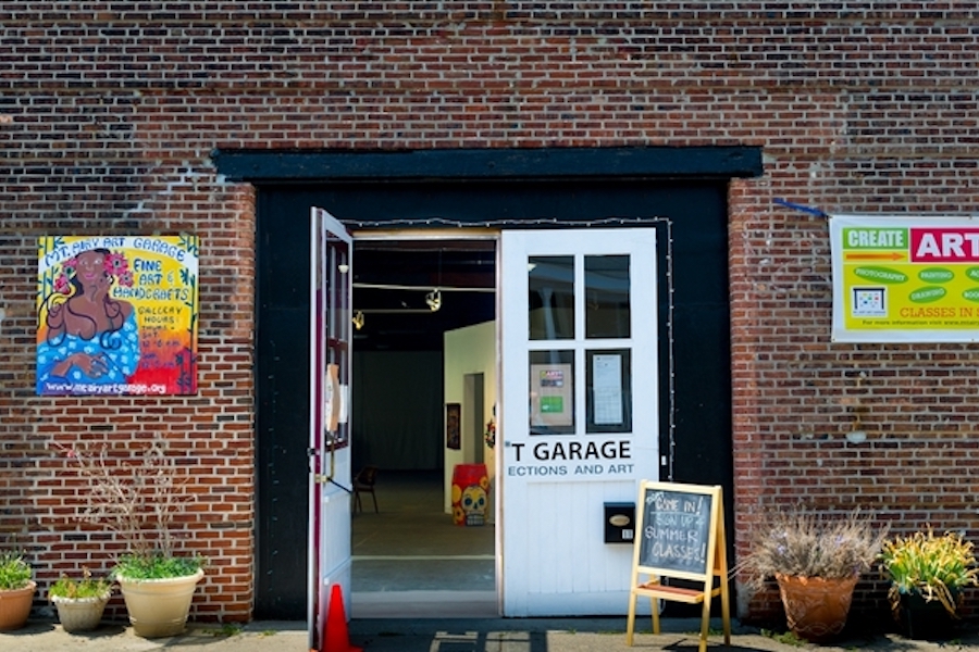 living-in-mt-airy-art-garage